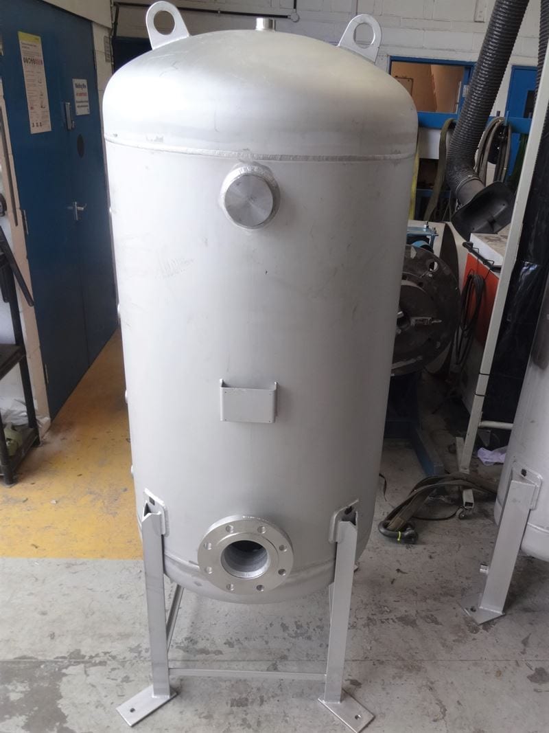 Nuclear-pressure-vessel-stainless-steel-air-receiver-316-cpe-uk (2)